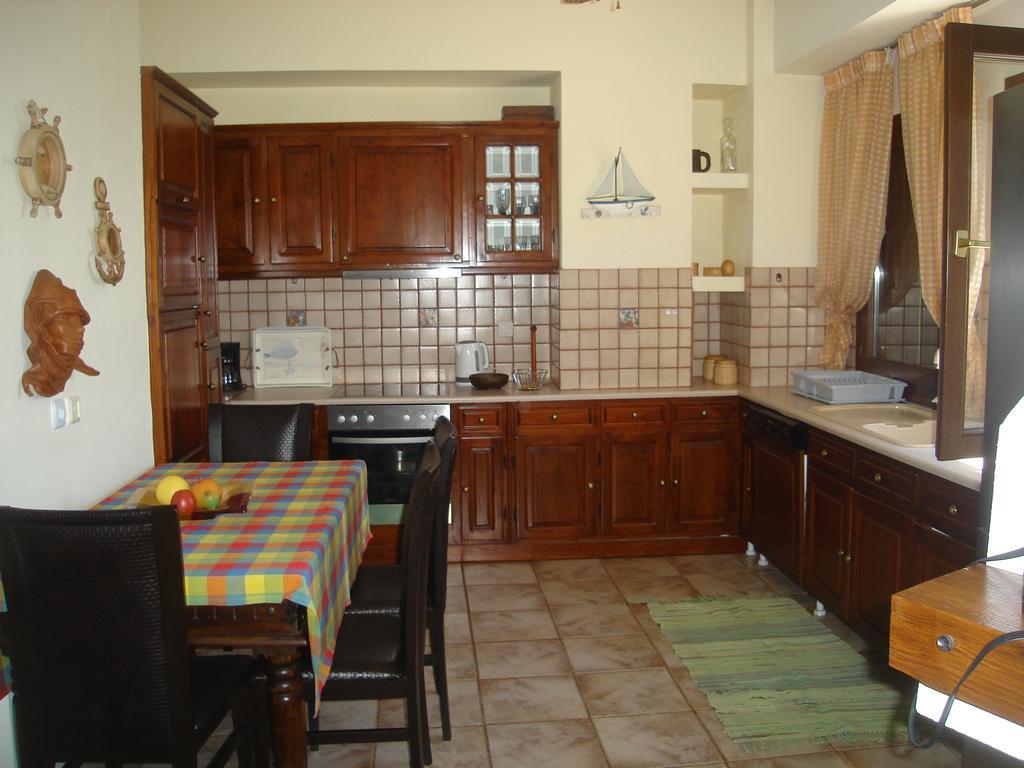 Stelios Seaside House Villa Lefokastro Exteriör bild